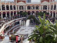 -佛罗伦萨小镇广佛名品奥特莱斯(疏港路店)