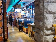 大堂-河坝烧烤串城(金达莱店)