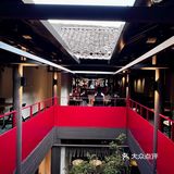 大红国风的咖啡店，果然是首都开过来！