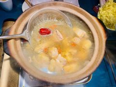 -邹开喜·小海鲜醉鸡煲·潮汕鲜切牛肉店(襄阳北路店)
