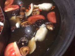 -四小区火锅·巷子里的重庆火锅(花照壁店)