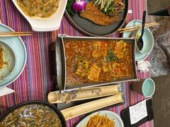 -香巴拉云南餐厅(华莱坞店)