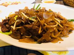 干炒牛河-熠盛粤味·顺德桑拿鸡(永康路店)