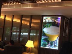 -广州中心皇冠假日酒店·汇点大堂吧