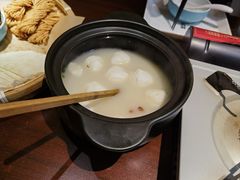 -魏铭鱼头捞饭(晋阳路店)