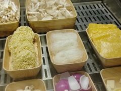 -匠牛亭·锅物烧肉放题自助(昆百大·泰业城店)