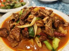 加上面条的大盘鸡-新疆伊宁远征餐厅