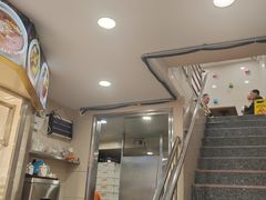 -西华美食•老广烧腊(百灵路店)