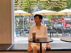 -M Stand(南京紫峰大厦店)