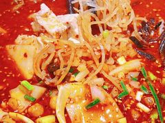 -张翻越·川渝冒菜·武汉黑鸭煲(城北万象城店)