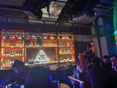-UP嘻哈酒吧(粉巢店)