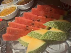 -海底捞火锅(新松江路生日主题店)