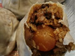 -白玉兰食品甜凤店(合生汇店)