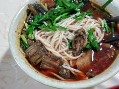 -铭记嘎洒生态鳝鱼(迎春街店)