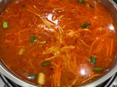 -黄利砖万峰林布依特色酸笋牛肉馆
