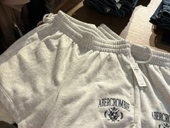 -Abercrombie & Fitch(三里屯太古里店)