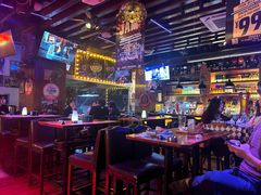 -鲨鱼美式餐厅酒吧Sharky