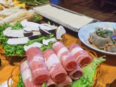 -民食香·腊排骨野生菌美食(木府店)