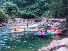 -安吉龙王山峡谷漂流