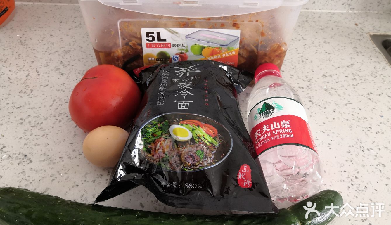 朝鲜荞麦冷面。操作简单易上手，只要食材在手，说走就走！