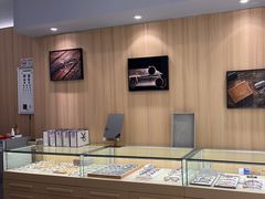 -视野联行眼镜·蔡司·尼康·授权优选门店(青浦宝龙店)