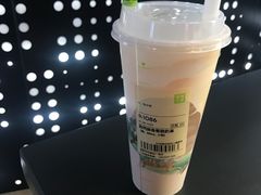 -奈雪的茶(亨特国际广场店)