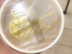 -沪上阿姨鲜果茶(世茂广场宽厚里店)