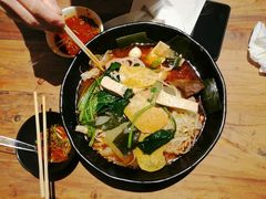 -万记麻辣烫国展总店