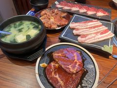 -烧肉一番·新韩式炭火烤肉(大岭山店)