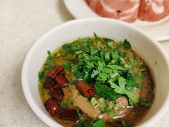 麻酱小料-八先生涮肉房(三里河店)