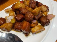 杏鲍菇彩椒牛肉粒-頂好酒家·经典粤菜(海信广场店)