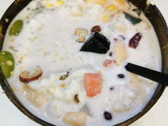 -津椰本·海南正宗椰奶清补凉(店一店)