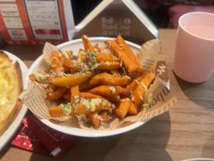 -芭莉与彩虹西餐厅(成都合生汇店)
