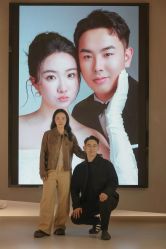 -乐派诗婚纱摄影