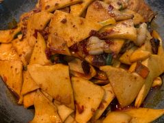 -魏铭鱼头捞饭(晋阳路店)