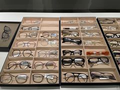 -目艮眼镜SHOWROOM(品牌集合店)
