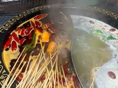 -上上签重庆火锅串串(小溪塔店)