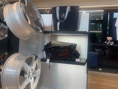 -奔驰上海利星(七宝店)