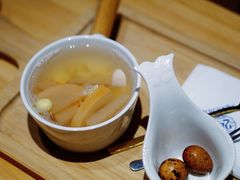 川贝百合炖雪梨-炖物24章·顺时轻养茶(杭州保利时光里店)