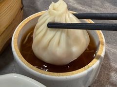 -莱莱小笼·乔艾