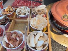 -菌自由丨野生菌火锅特色庭院餐厅(丽江古城店)