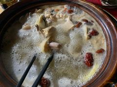 -花苑美食横琴生蚝火锅(拱北粤华路店)