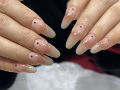 -爱纶美·美甲美睫半永久