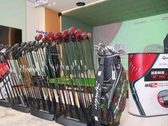 -新浪高尔夫新天地室内高尔夫练习场(国贸·中海广场店)