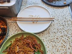 -小董哥烤串·爆汁大油边(故宫店)