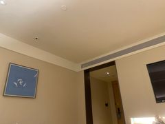 -全季酒店(重庆李子坝牛角沱地铁站店)