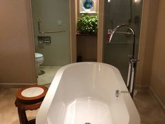 -三亚亚龙湾雅高美爵酒店