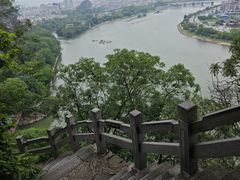 -叠彩山景区