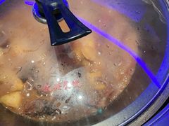 -山里屯铁锅炖·东北菜(康桥店)
