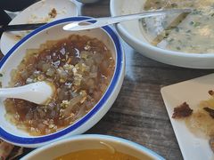 -今鲜源酒店·海鲜锅贴青岛菜(新湛路店)